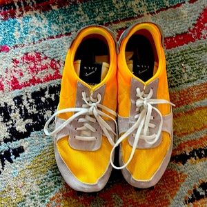 Nike 354 orange sneakers